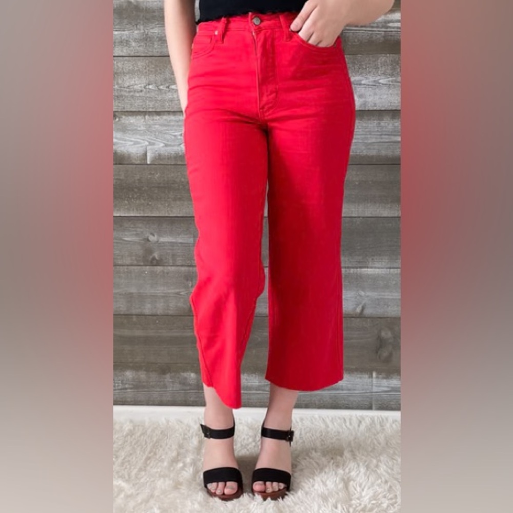 Judy Blue Cassidy Cropped Wide Leg stretch Jeans Red